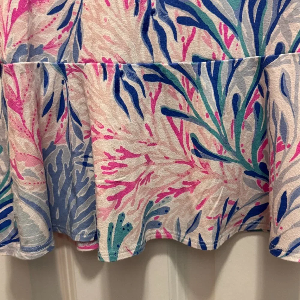 Lilly Pulitzer size small short sleeve dress